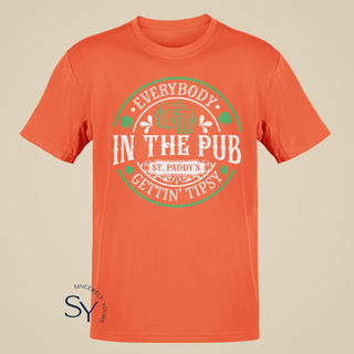 Everybody In The Pub Gettin' Tipsy Shirts